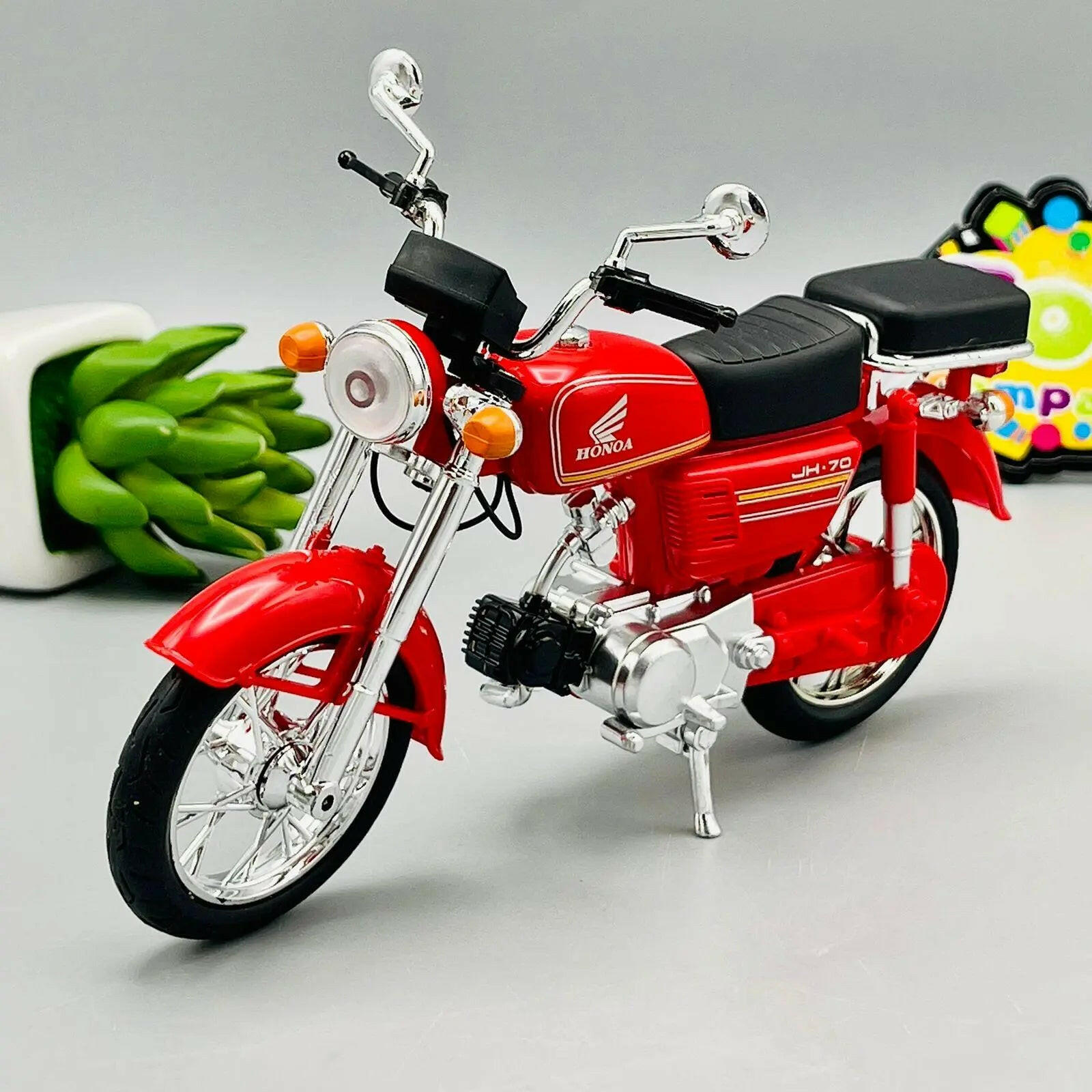 Die Cast Honda Classic Bike - KIDZMART